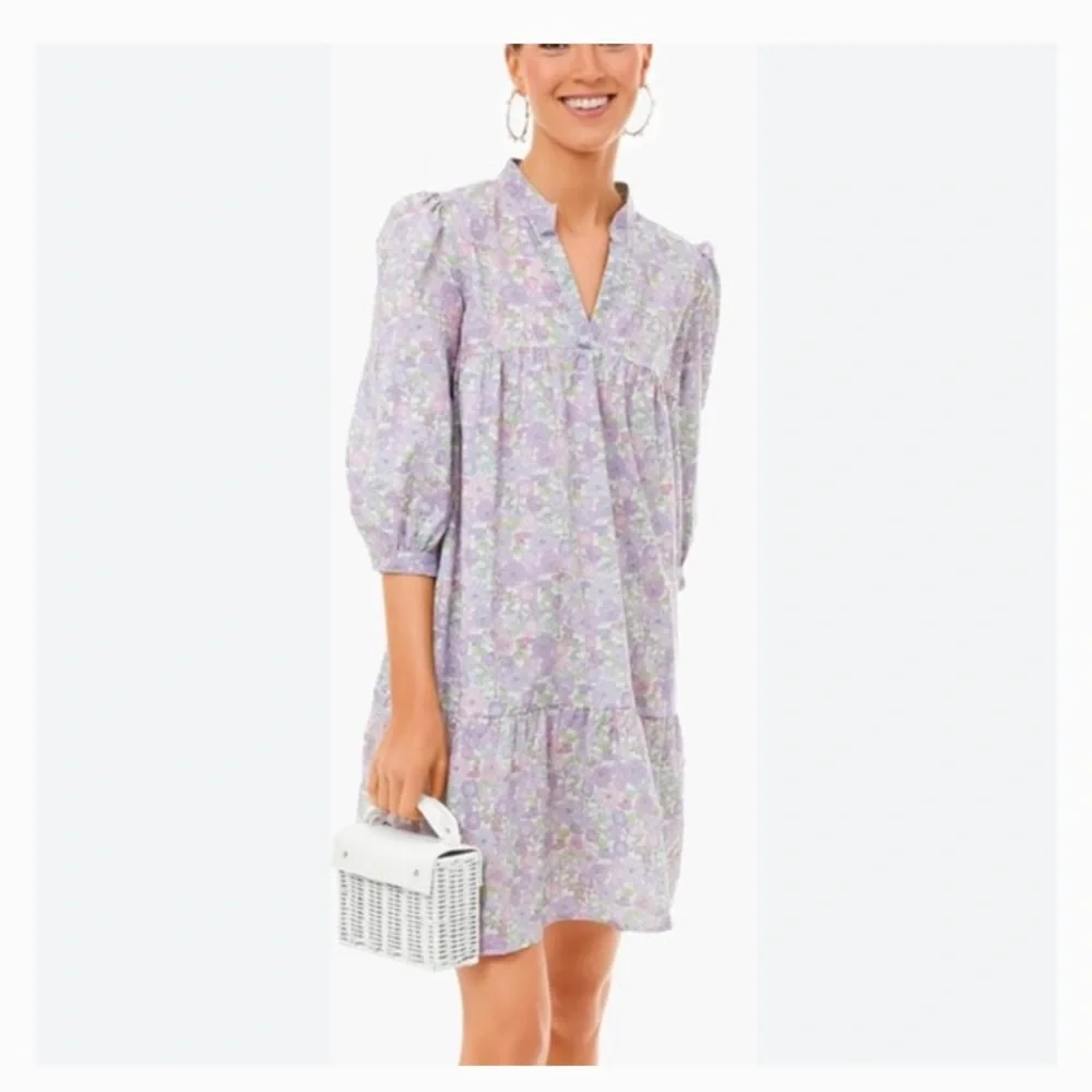 New w Tag: Beverly Drive Cotton Lawn Mini Day Gown with Pockets. Size Small